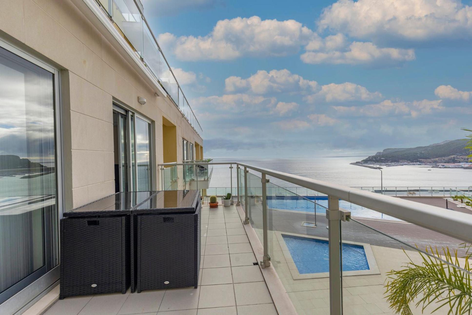 Cliffs Apartment - Astonishing View Over Sesimbra Bay By Trip2Portugal Kültér fotó